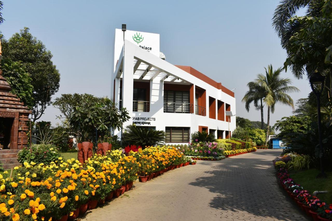 Отель The Orchard Jharsuguda Экстерьер фото